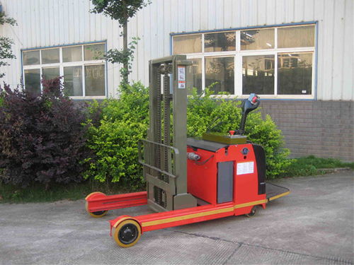 利美電瓶車 5噸長(zhǎng)料防爆搬運(yùn)車廠商 平頂山防爆搬運(yùn)車廠商